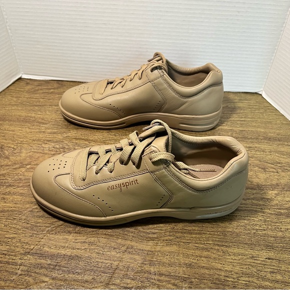 Easy Spirit Anti Gravity Tan Beige Sneakers Size 9W - Picture 7 of 15
